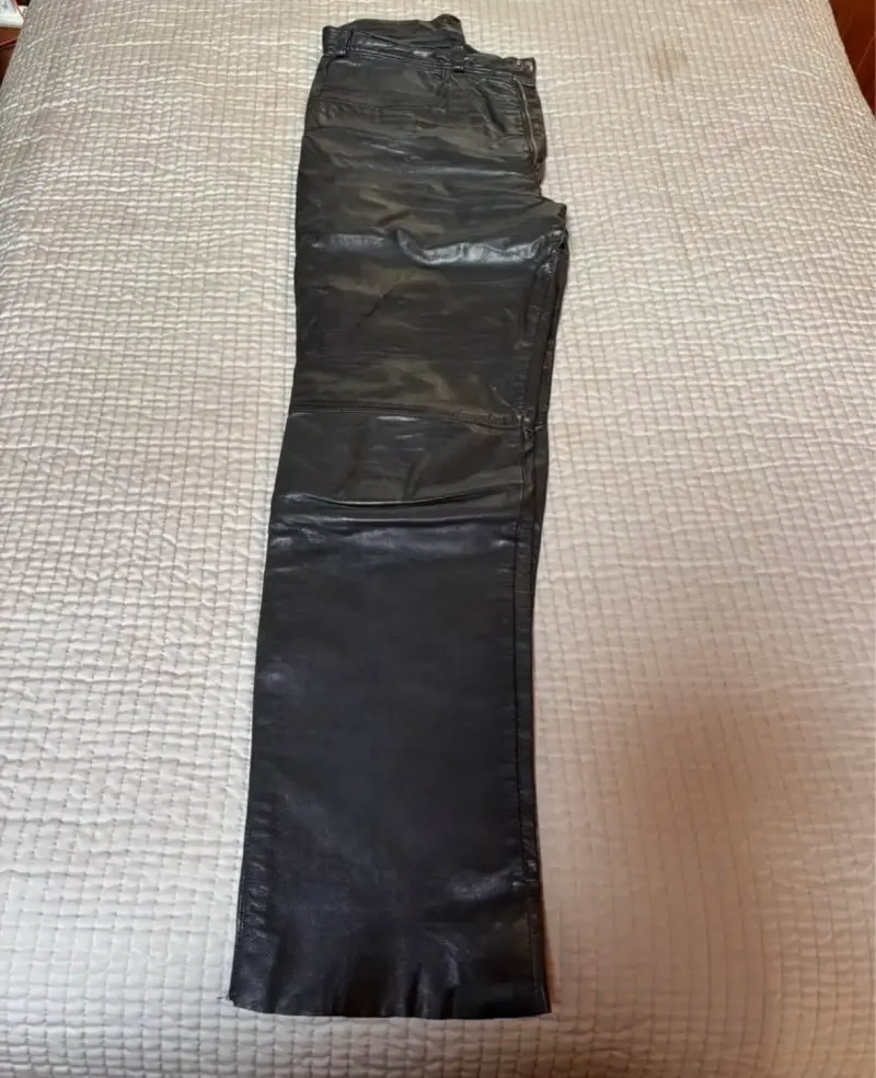 Pantalón de CUERO. - 2