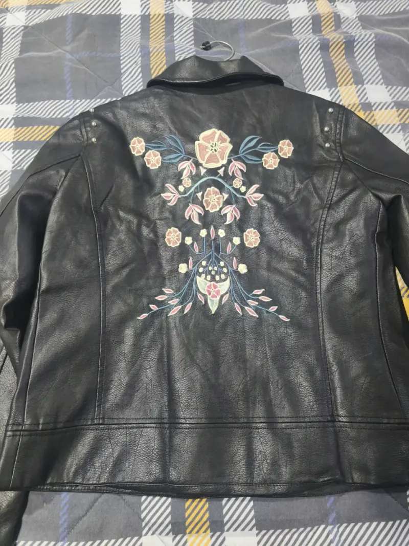 Chaqueta de cuero negra con bordado floral Marquis - 2