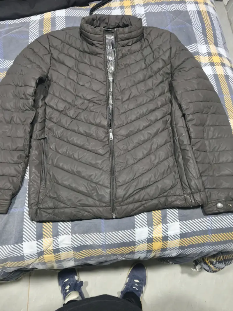 Chaqueta acolchada negra para hombre - 1