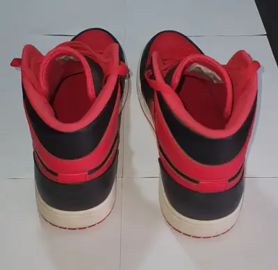 Air Jordan 1 Mid "Alternate Bred"  11 USA - 45 EUR - miniatura 4
