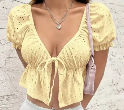 Blusa corta azul con diseño calado Shein - miniatura 3
