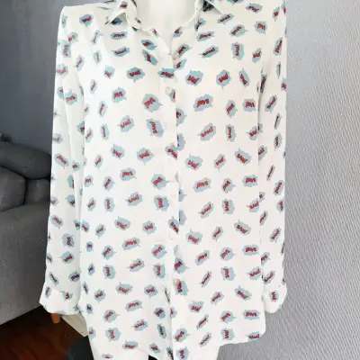 Blusa estampada blanca de mujer - miniatura 3