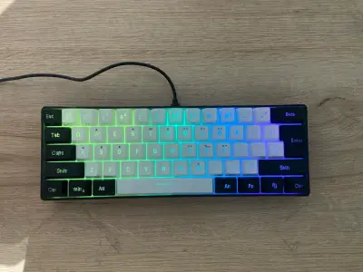 Teclado compacto de membrana Snupurdiri - miniatura 1