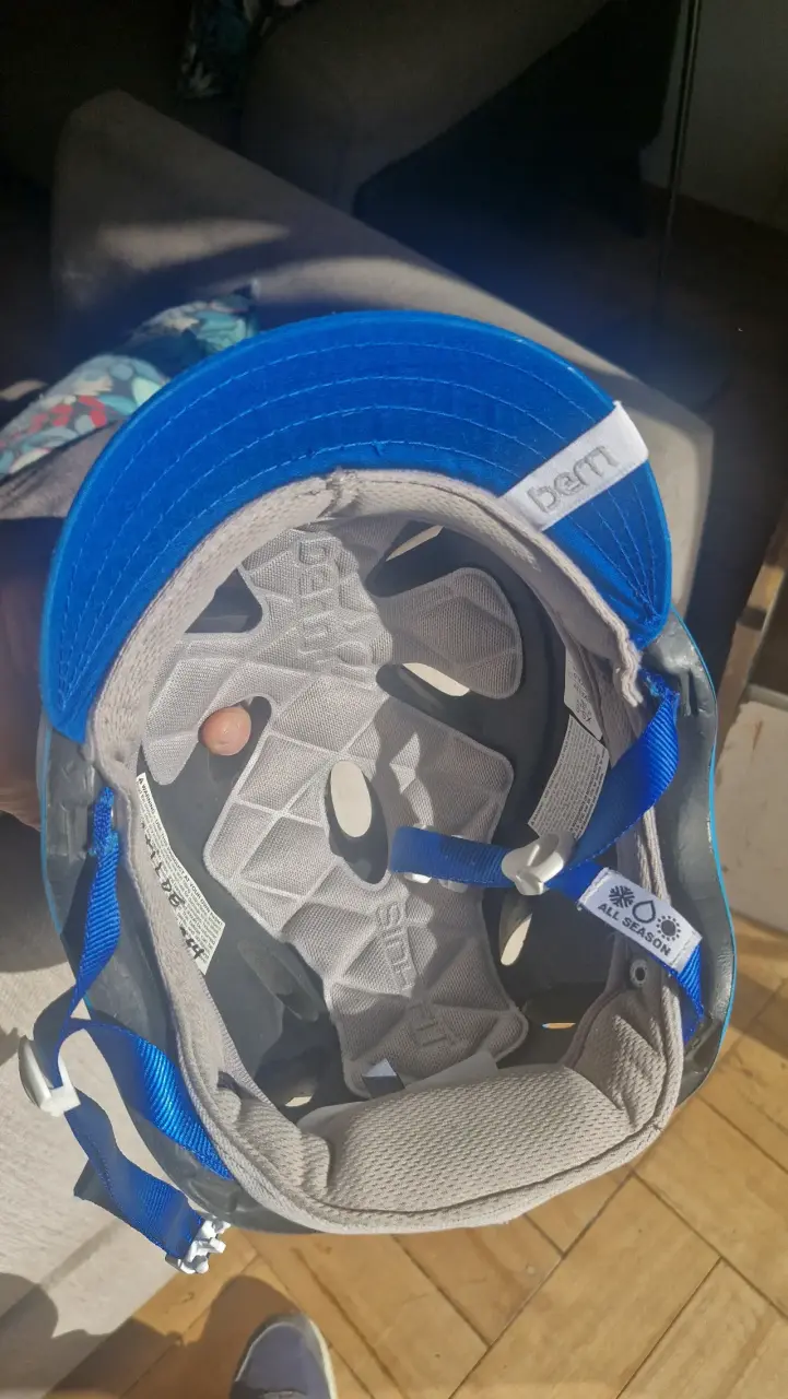 Casco de bicicleta azul Bern - 4