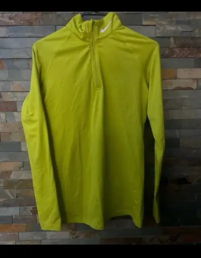 Polerón Nike Therma-Fit amarillo para hombre - miniatura 1