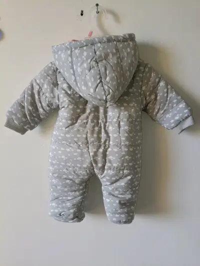 Enterito acolchado para bebé gris con capucha - miniatura 1