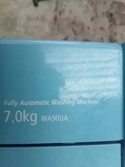 Lavadora automática de carga superior en buen estado - miniatura 6