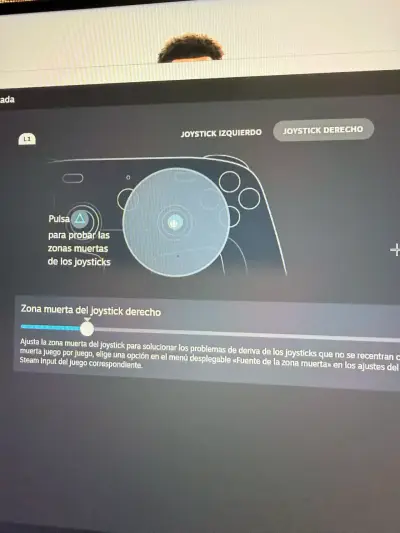 Controlador inalámbrico para PlayStation 4 negro - miniatura 2