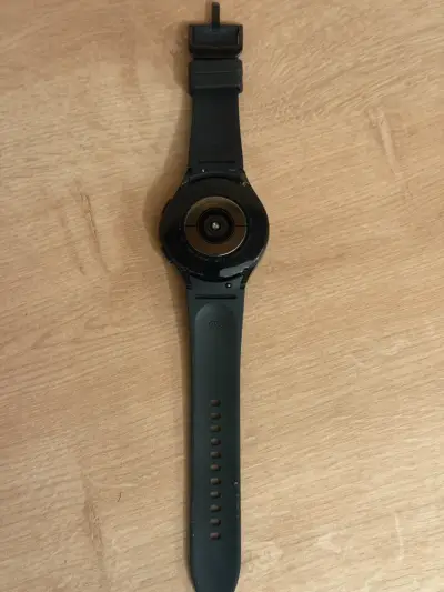 Reloj inteligente Samsung Galaxy negro con cargador - miniatura 5