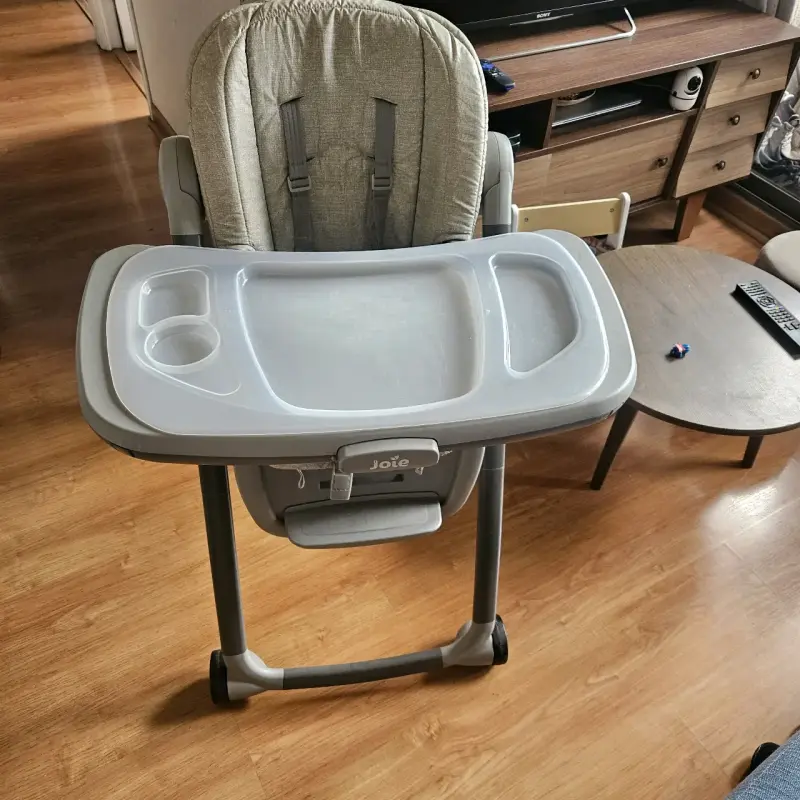 Silla de comer para bebé Joie gris ajustable - 3