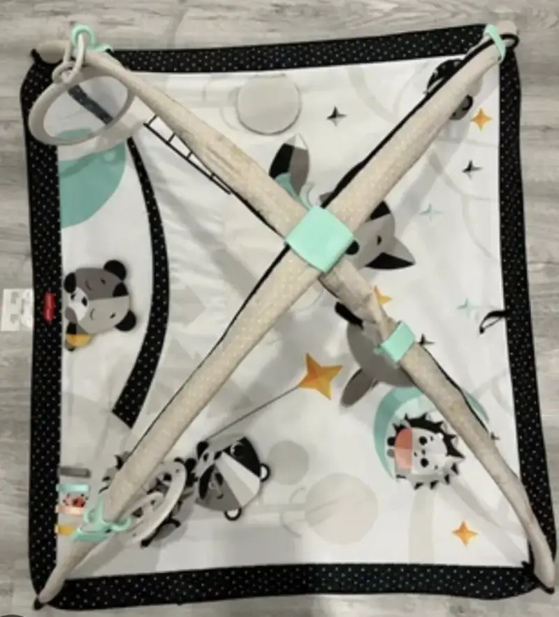 Gimnasio para bebé con diseño de animales - 1