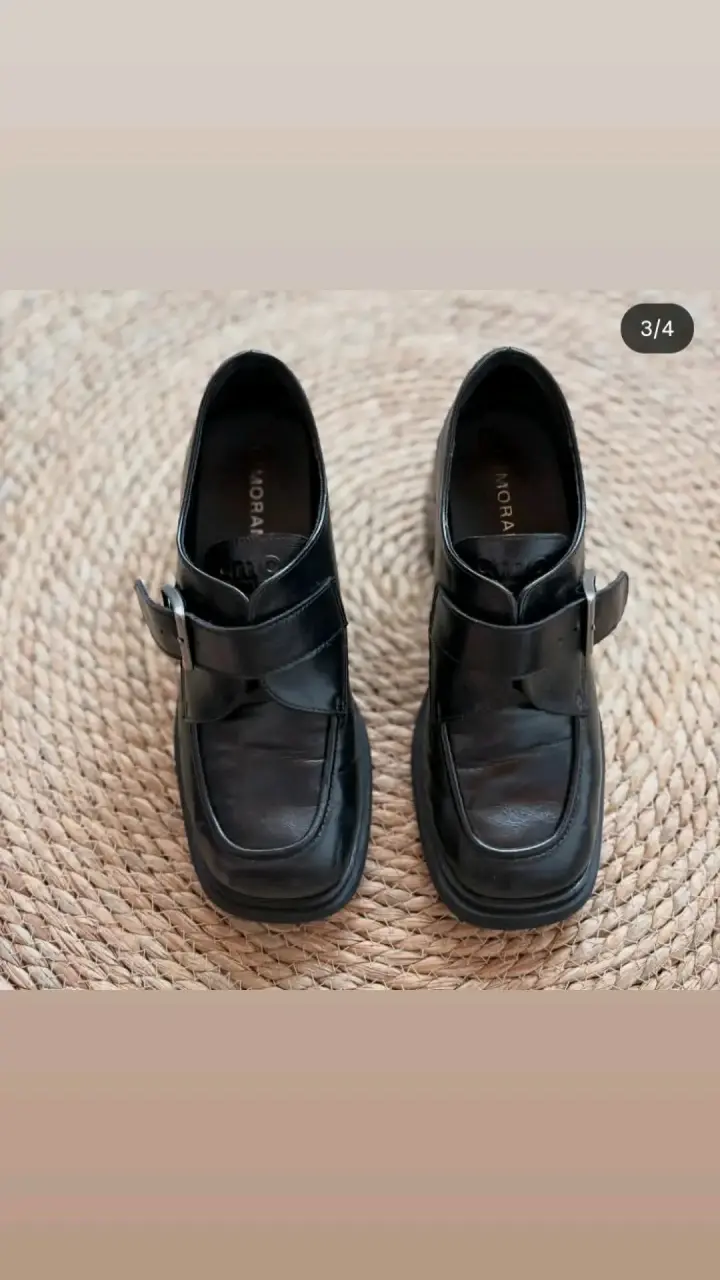 Zapatos de cuero negro con tacón grueso - 3