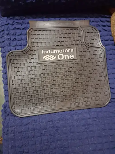 Alfombra de auto Indumotora One para Kia Morning - miniatura 3