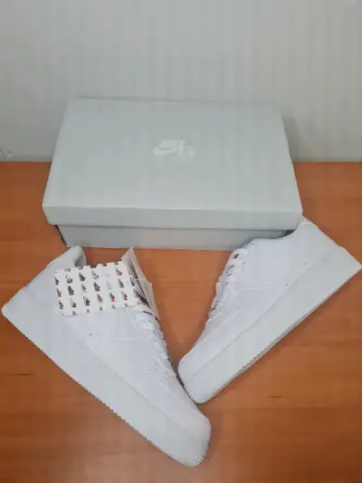 talla 40.5 Nike Air Force 1 Blancas CALIDAD PK - miniatura 1