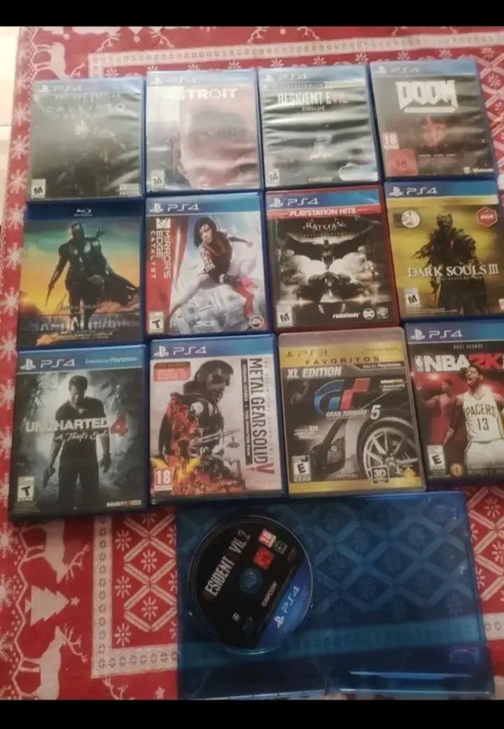 Colección de videojuegos para PS4 y PS3