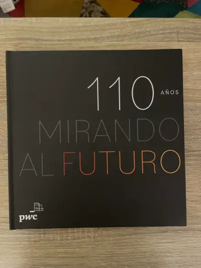 Libro conmemorativo PwC 110 años - miniatura 1