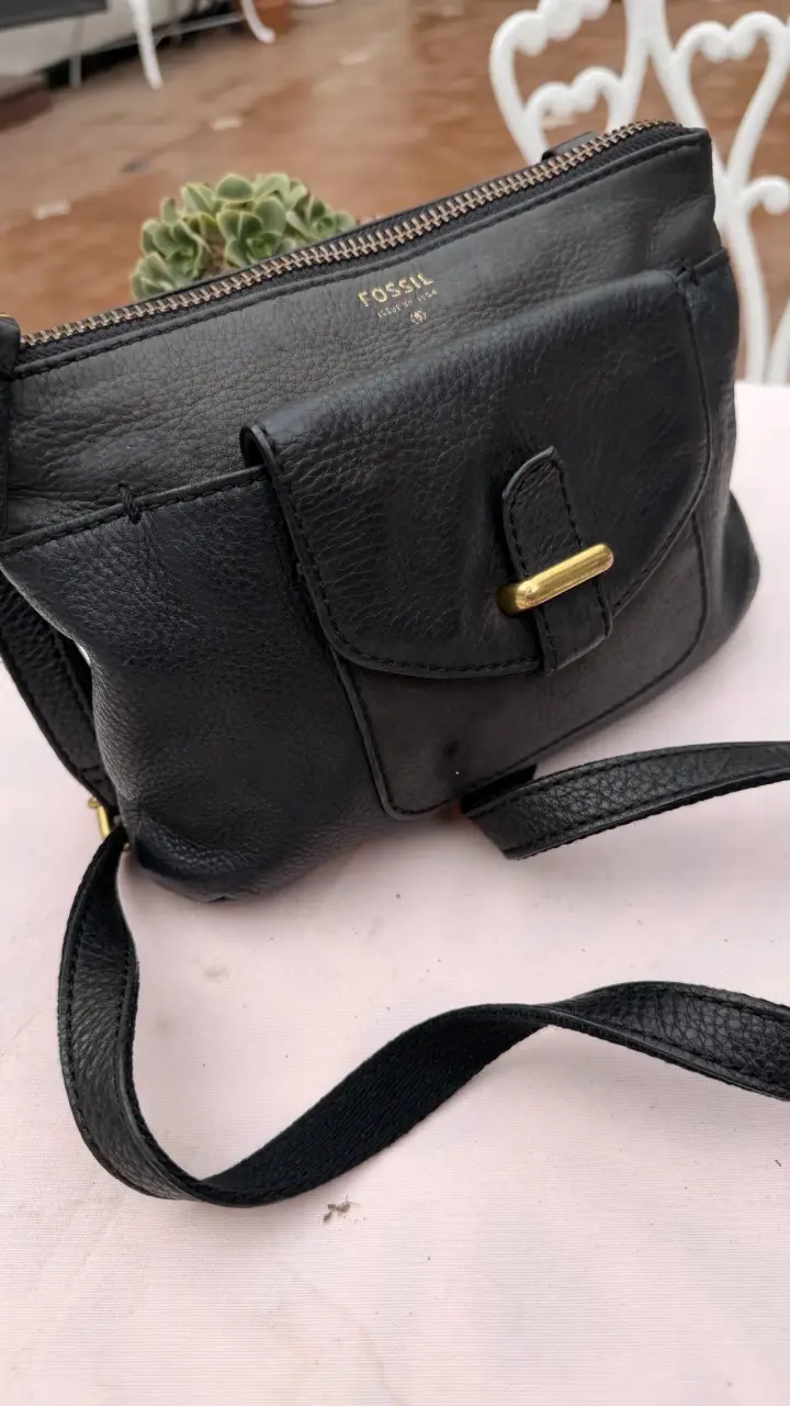 Cartera de cuero negra Fossil con cierre - 3