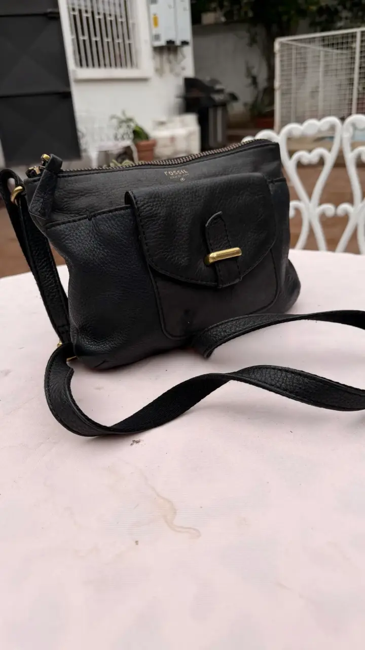 Cartera de cuero negra Fossil con cierre - 4