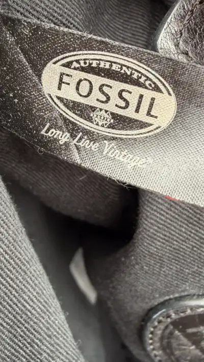 Cartera de cuero negra Fossil con cierre - miniatura 5