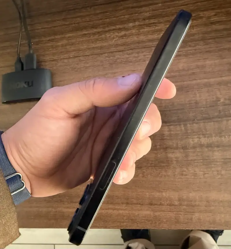 iPhone 15 plus en excelente estado batería al 88% - 4