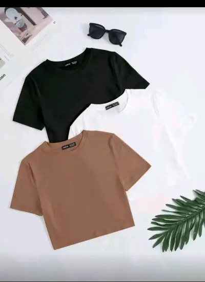 Pack de Poleras Básicas Negras, Blancas y Marrones - miniatura 1
