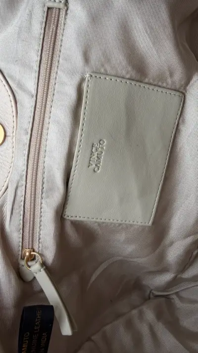 Bolso de cuero beige Vince Camuto elegante - miniatura 4