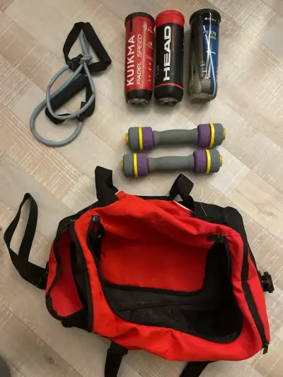 Kit de entrenamiento con bolso Puma y accesorios - miniatura 1