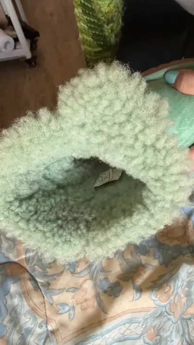 Botas de invierno verdes con forro de lana - miniatura 2