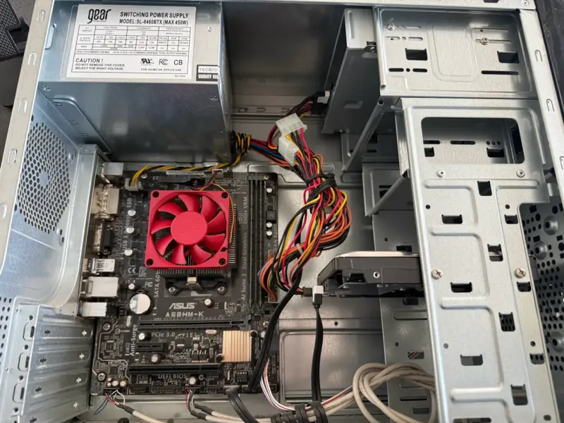 Pc Gear One-104a Amd A8 7650k / 8gb Ram / 1tb - 3