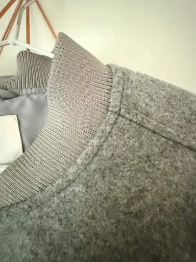 Chaqueta Bomber Gris H&M Talla M - miniatura 3