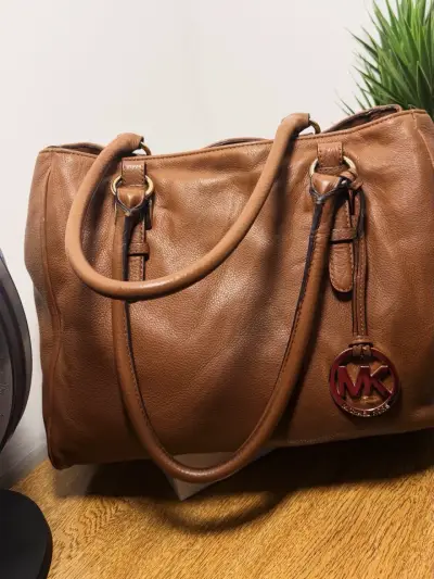 Bolso de cuero marrón Michael Kors - miniatura 1