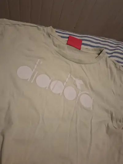 Polera Diadora verde beige talla M - miniatura 3