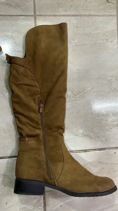 Botas largas de gamuza marrón para mujer - miniatura 3