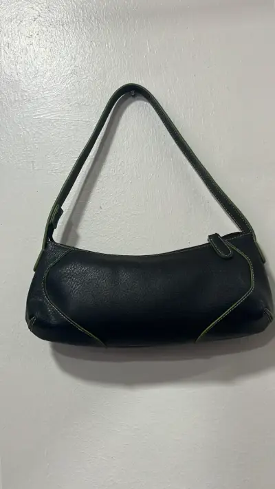 Bolso de cuero negro Tommy Hilfiger - miniatura 2