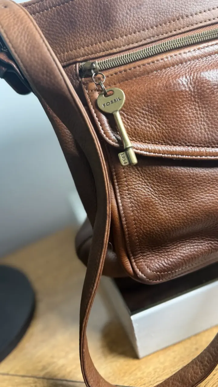 Bolso de cuero marrón Fossil con cierre - 2