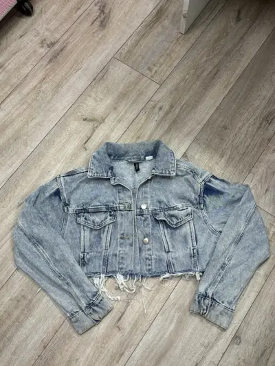 Chaqueta de mezclilla corta para mujer - miniatura 1