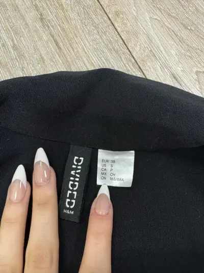 Top negro manga larga Divided H&M - miniatura 2