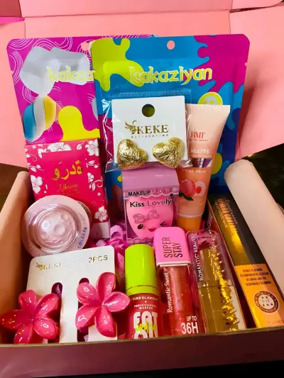 Caja de Regalo de Maquillaje Variado - miniatura 3