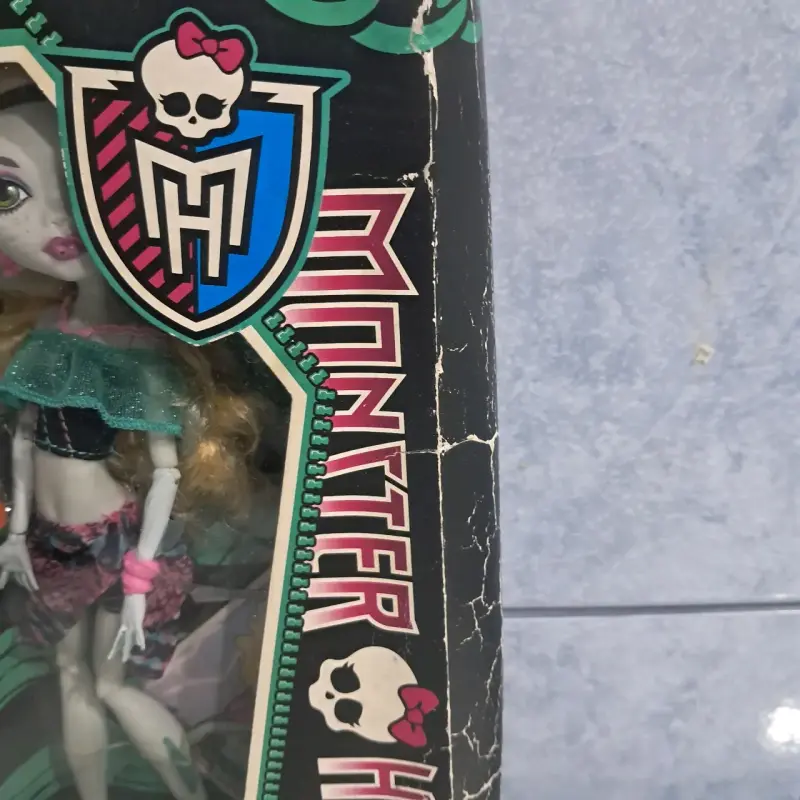 Muñeca Monster High Lagoona Blue Skull Shores - 4