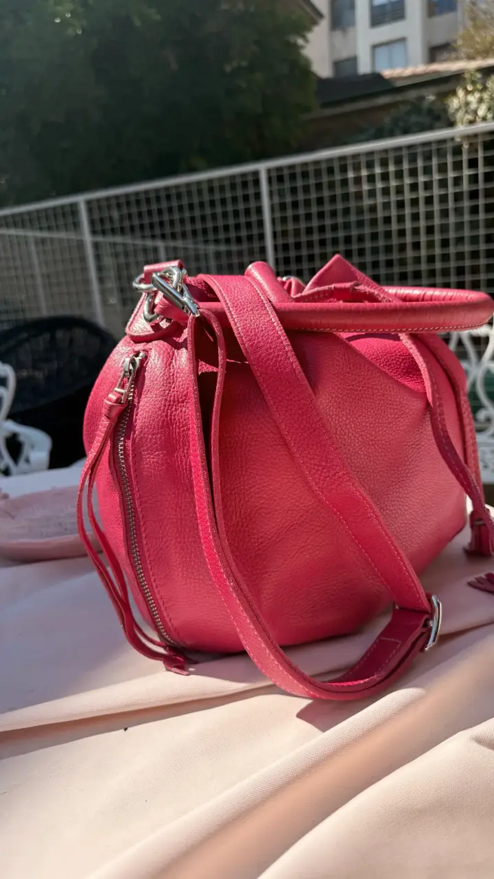 Bolso de cuero rojo Roots con correas ajustables - 3