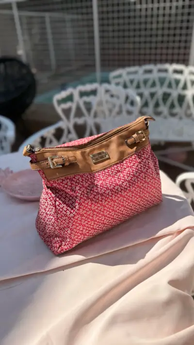Bolso Tommy Hilfiger rosa con detalles marrones - miniatura 6