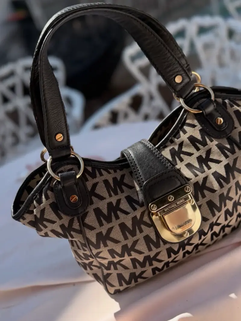 Bolso Michael Kors con diseño monograma - 3