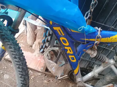 Bicicleta de montaña Ford con suspensión - miniatura 4