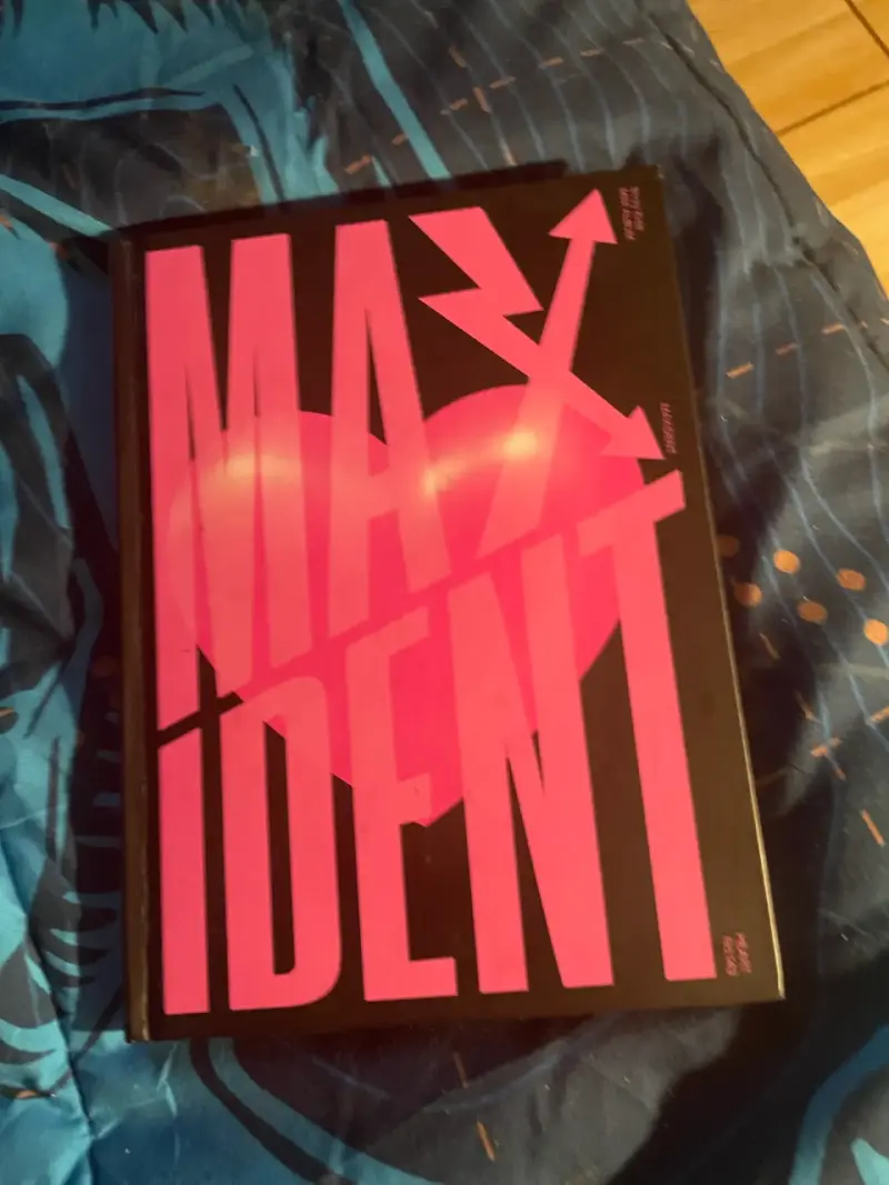 Álbum Maxident de Stray Kids - 1