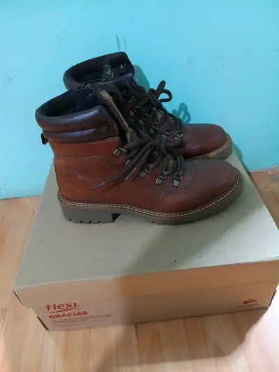 Botas de cuero marrón Flexi para mujer - miniatura 1