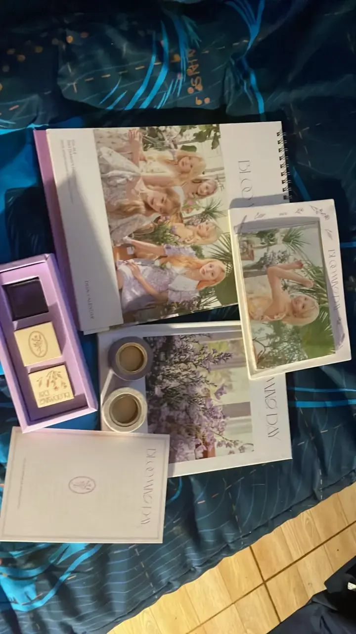 (G)I-DLE 2023, Season’s greetings Blooming Day - 2