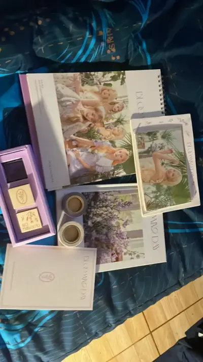 (G)I-DLE 2023, Season’s greetings Blooming Day - miniatura 2
