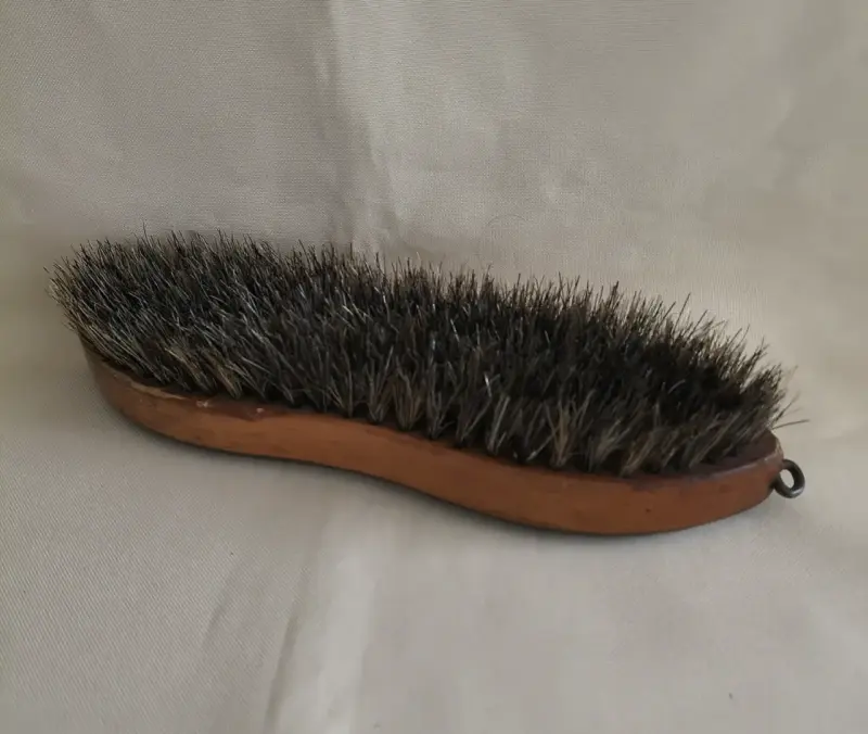 Cepillo Vintage de madera para limpieza de ropa - 4