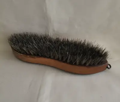 Cepillo Vintage de madera para limpieza de ropa - miniatura 4