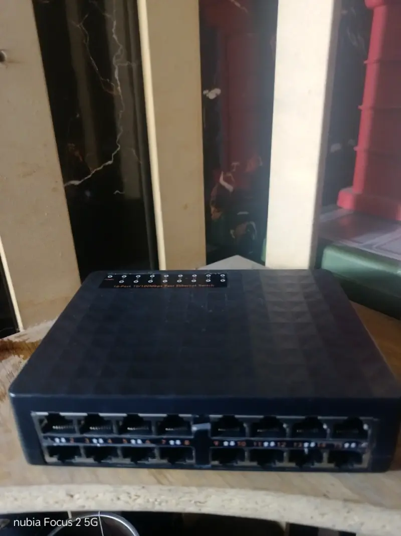 Switch Ethernet 10/100M 16 Puertos - 2